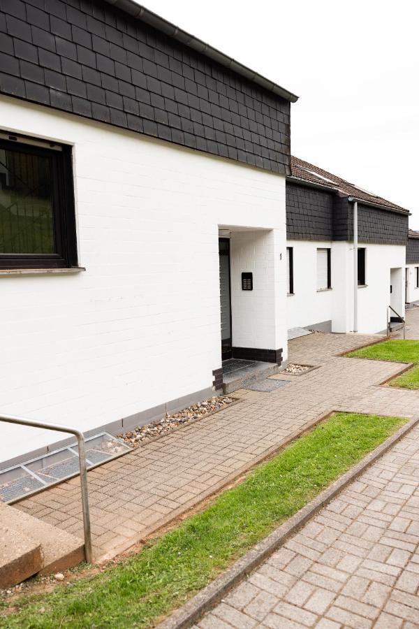 Ferienwohnung Am See - Sport Und Erholung - Wlan Winterberg Bagian luar foto